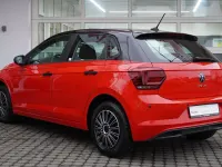 Gebraucht VW Polo 80 PS (58 kW) 2021 Flashrot Kleinwagen
