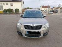 Gebraucht Skoda Yeti 105 PS (77 kW) 2013 Grau SUV