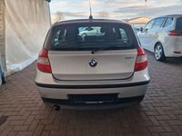 Gebraucht BMW 116 116 PS (85 kW) 2006 Titansilber metallic Kleinwagen