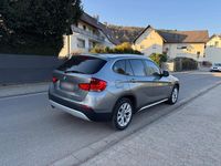 Gebraucht BMW X1 143 PS (105 kW) 2010 Grau SUV