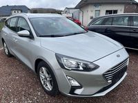 Gebraucht Ford Focus Cool & Connect 125 PS (91 kW) 2021 Silber Limousine