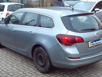 Gebraucht Opel Astra Innovation 125 PS (91 kW) 2011 Silber Kombi