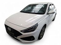 Gebraucht Hyundai i30 Style 101 PS (74 kW) 2024 Weiß Limousine