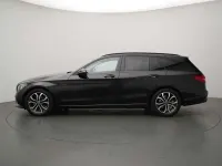 Gebraucht Mercedes C220 Avantgarde 194 PS (142 kW) 2021 Obsidianschwarz Kombi