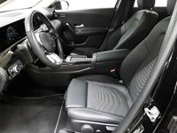 Gebraucht Mercedes A180 116 PS (85 kW) 2024 Nachtschwarz Limousine