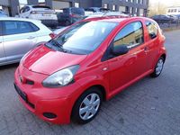 Gebraucht Toyota Aygo 68 PS (50 kW) 2010 Rot Kleinwagen
