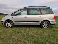 Second-hand VW Sharan 131 CP (96 kW) 2004 Argintiu Monovolum