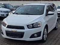 Gebraucht Chevrolet Aveo LT 101 PS (74 kW) 2011 Schneeweiss/summitwhite/arctic Limousine