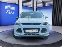Gebraucht Ford Kuga Individual 179 PS (131 kW) 2015 Frostweiß SUV