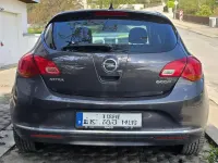 Gebraucht Opel Astra Edition 140 PS (102 kW) 2015 Grau Limousine