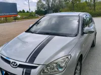 Gebraucht Hyundai i30 116 PS (85 kW) 2007 Silber Kleinwagen