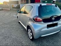 Gebraucht Toyota Aygo City 68 PS (50 kW) 2010 Silber Kleinwagen
