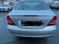 Gebraucht Mercedes C180 143 PS (105 kW) 2004 Silber Limousine