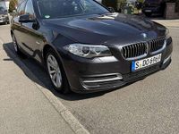 Gebraucht BMW 520 190 PS (139 kW) 2016 Grau Limousine