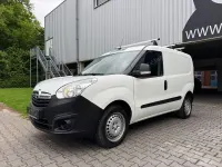 Gebraucht Opel Combo 95 PS (69 kW) 2017 Weiß Van / Kleinbus