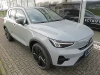 Gebraucht Volvo EX40 Plus 185 kW (252 PS) 2026 Grau SUV
