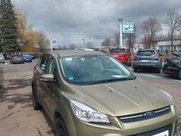 Gebraucht Ford Kuga Trend 150 PS (110 kW) 2014 Gold SUV
