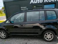 Gebraucht VW Touran Trendline 140 PS (102 kW) 2007 Deep black perleffekt Van / Kleinbus