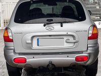 Gebraucht Hyundai Santa Fe 173 PS (127 kW) 2002 Grau SUV