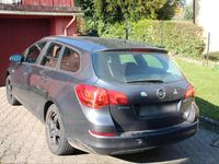 Gebraucht Opel Astra 110 PS (80 kW) 2012 Grau Kombi