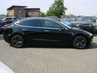 Gebraucht Tesla Model 3 Standard Range Plus 239 kW (325 PS) 2021 Schwarz metallic Limousine