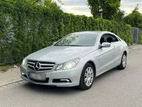 Gebraucht Mercedes E350 231 PS (169 kW) 2010 Silber Coupé