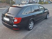 Gebraucht Skoda Superb Active 140 PS (102 kW) 2014 Schwarz Kombi