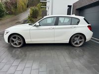 gebraucht BMW 116 i Gepflegt Unfallfrei 5 Türer WENIG KM