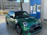 Gebraucht Mini John Cooper Works 204 PS (150 kW) 2024 Grün Kleinwagen