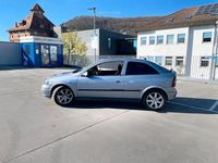 Second-hand Opel Astra 75 CP (55 kW) 2002 Argintiu Coupe