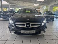 Gebraucht Mercedes GLA180 122 PS (89 kW) 2015 Metalliclack kosmosschwarz SUV