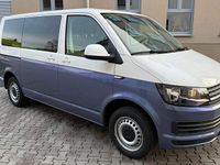 Gebraucht VW Multivan 150 PS (110 kW) 2019 Bluegalacticeffect folierung Van