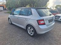 Gebraucht Skoda Fabia Style 90 PS (66 kW) 2016 Silber Limousine