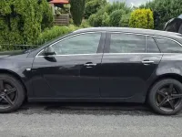 Gebraucht Opel Insignia 160 PS (117 kW) 2011 Schwarz Kombi