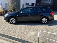 Gebraucht Opel Astra Exklusiv 140 PS (102 kW) 2015 Schwarz Kombi
