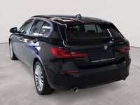 Gebraucht BMW 120 Advantage 190 PS (139 kW) 2022 Schwarz uni Kleinwagen
