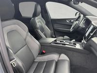 Gebraucht Volvo XC60 Plus 197 PS (144 kW) 2024 Thunder grey (metallic) SUV
