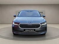 Gebraucht Skoda Superb Selection 193 PS (141 kW) 2024 Graphite grau metallic Kombi