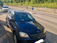 Gebraucht Mercedes ML320 224 PS (164 kW) 2007 Schwarz SUV