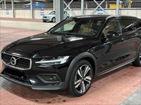 Gebraucht Volvo V60 CC 190 PS (139 kW) 2020 Schwarz Kombi