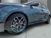 Gebraucht Kia Ceed Style 140 PS (102 kW) 2025 (usg) yucca steel gray m Kleinwagen