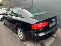Gebraucht Audi A4 Attraction 150 PS (110 kW) 2013 Schwarz Limousine