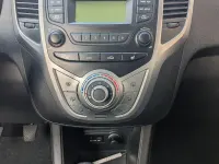 Gebraucht Hyundai ix20 90 PS (66 kW) 2012 Grau Kleinwagen