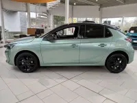 Neu Opel Corsa 101 PS (74 kW) 2025 Grün (eukalyptus grün) Kleinwagen