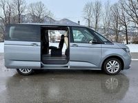 Gebraucht VW Multivan 150 PS (110 kW) 2023 Silber Van