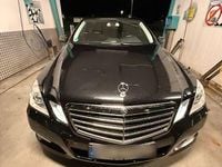 Gebraucht Mercedes E200 Avantgarde 184 PS (135 kW) 2010 Schwarz Limousine