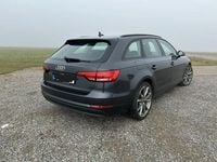 Gebraucht Audi A4 Basis 190 PS (139 kW) 2016 Grau Kombi