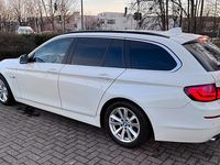 Gebraucht BMW 525 Comfort Edition 218 PS (160 kW) 2011 Weiß Kombi