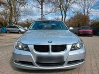Gebraucht BMW 320 170 PS (125 kW) 2008 Silber Limousine