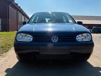 Gebraucht VW Golf IV Edition 75 PS (55 kW) 2001 Blau Kleinwagen